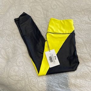 NWT!!!  Zyia Metallic Light n Tight Hi-Rise Leggings (4)